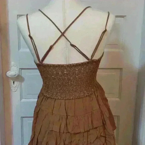 Crochet Lace Peplum Cami Top - Picture 4 of 5